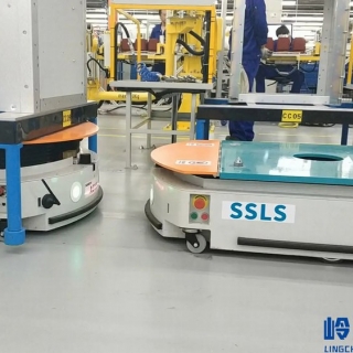 背負(fù)式AGV小車(chē)